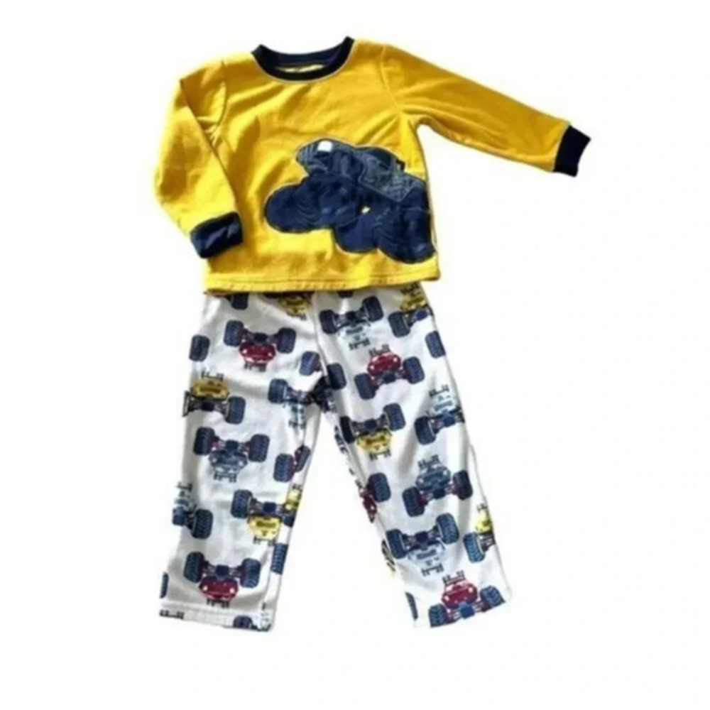 Carter’s fleece 2 piece pajama set monster trucks themed yellow blue size 3yrs